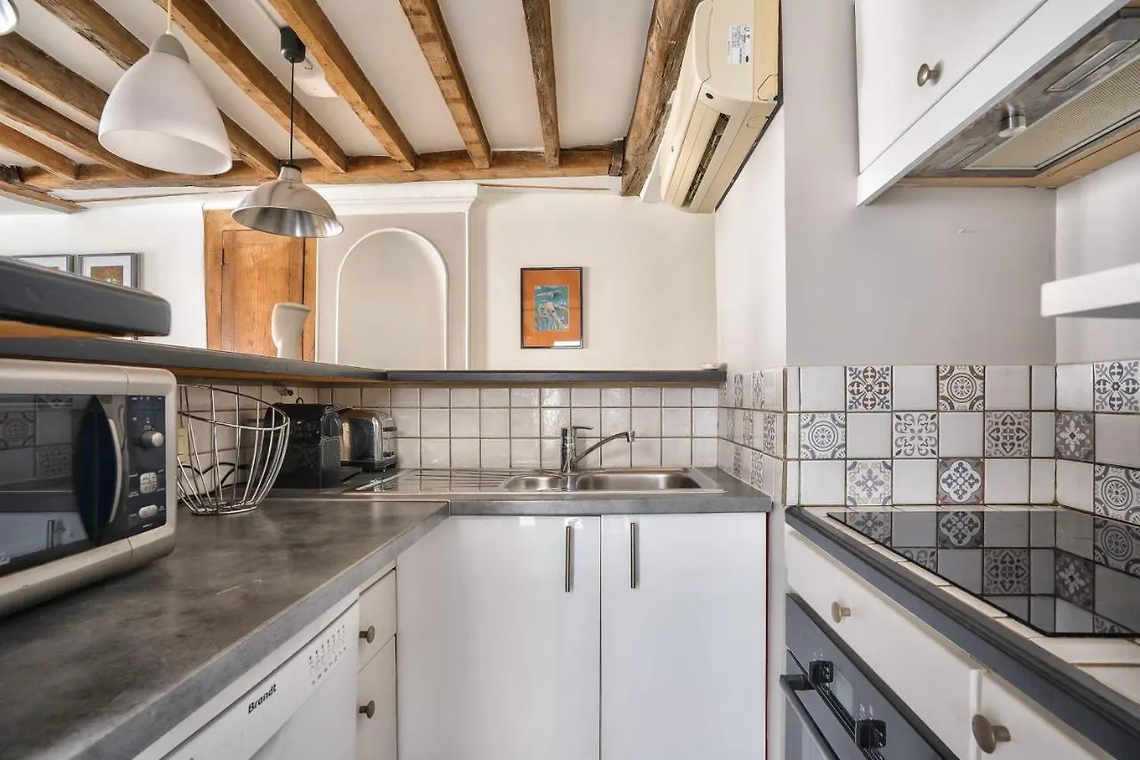 Guestready - Exquisite At 3rd Arr Lejlighed Paris
